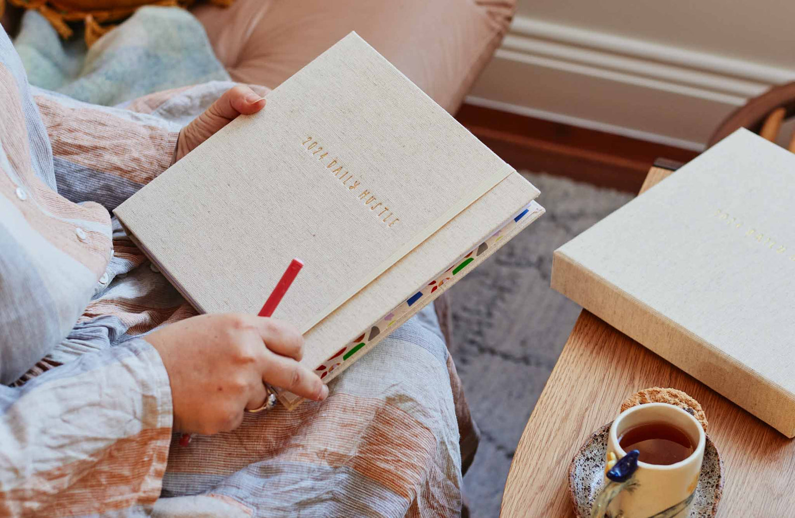 Achieving New Year's Resolutions Through Daily Planning.