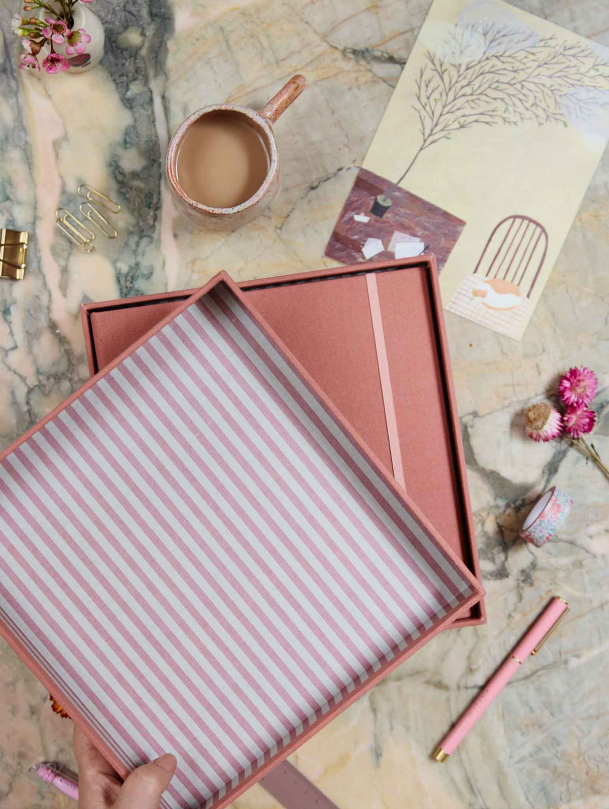 2026 Linen Calendar Navy + Daily Hustle Rose + FREE PEN PACK!