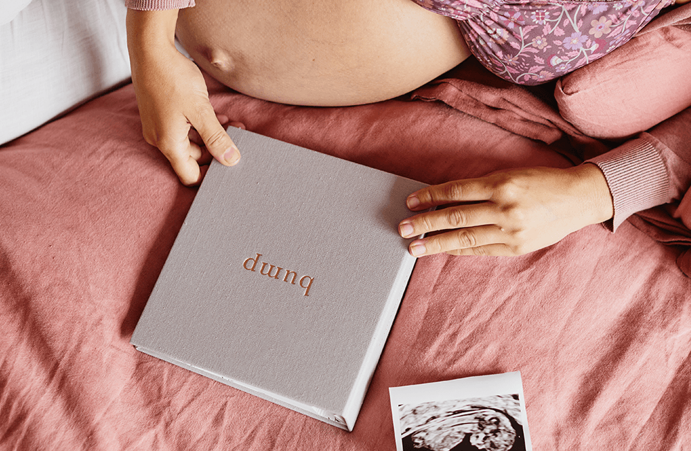 What To Write When Gifting A Pregnancy Journal - Write To Me AU