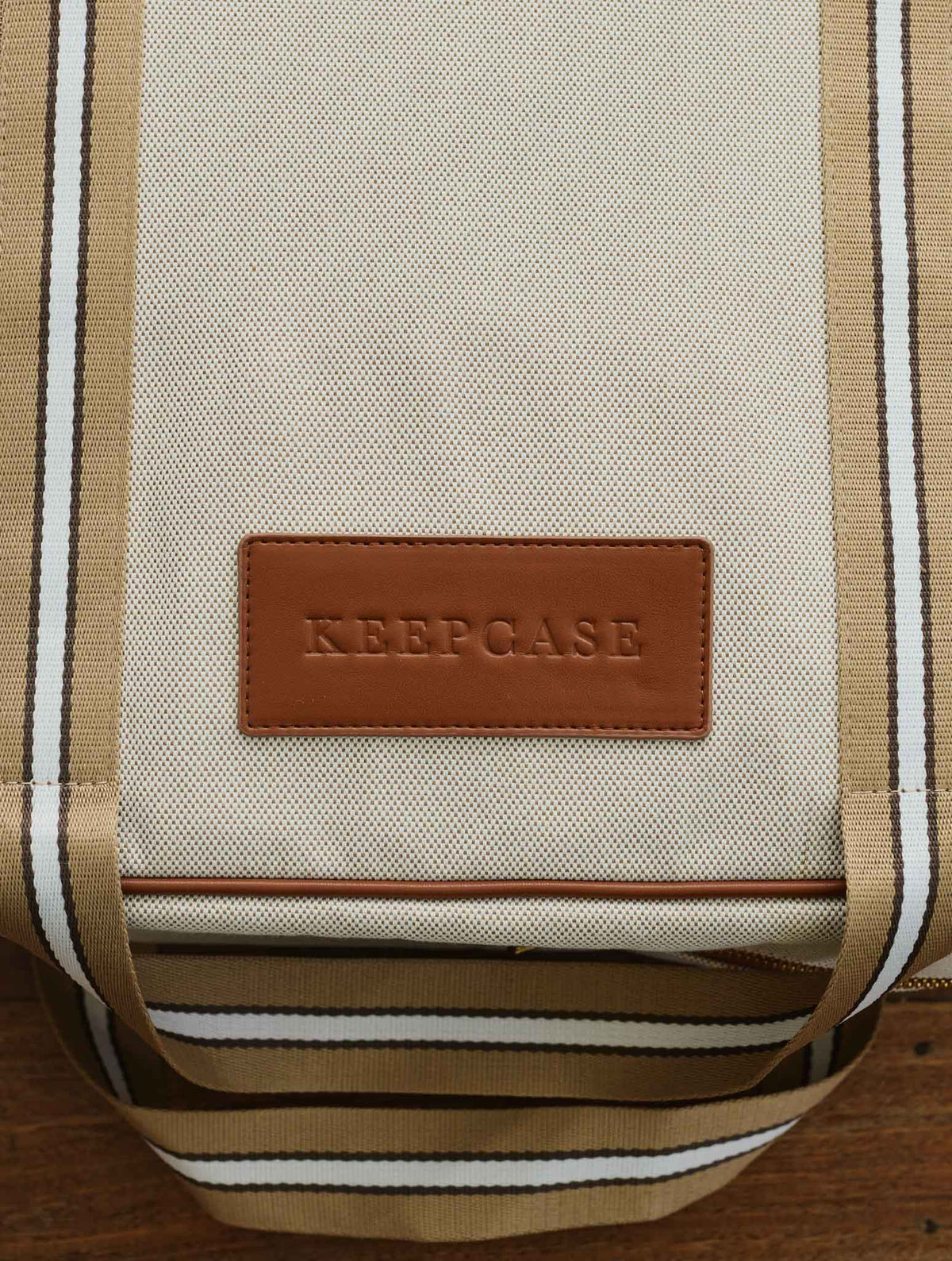 Keepcase. Oatmeal