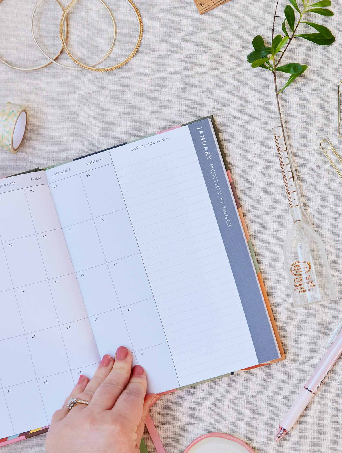 2025 Home Hustle + Weekly Planner Peony Bundle + FREE GIFT!