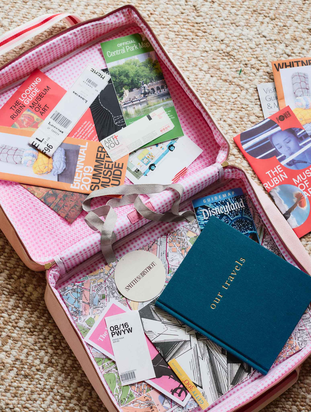 Keepcase. Pink